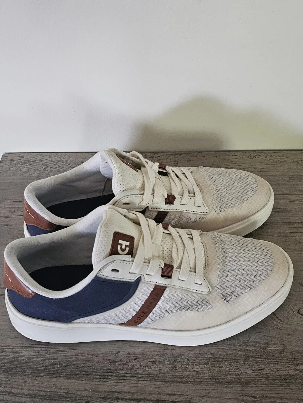 Cole Haan Men's Grand Crosscourt Winner sneakers Ivory Navy Blue Brown 8 M